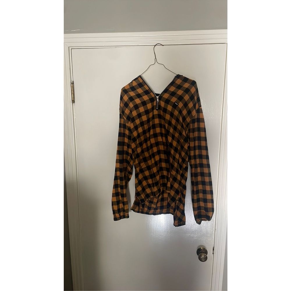 Large pull over hoodie comfy and lightweight